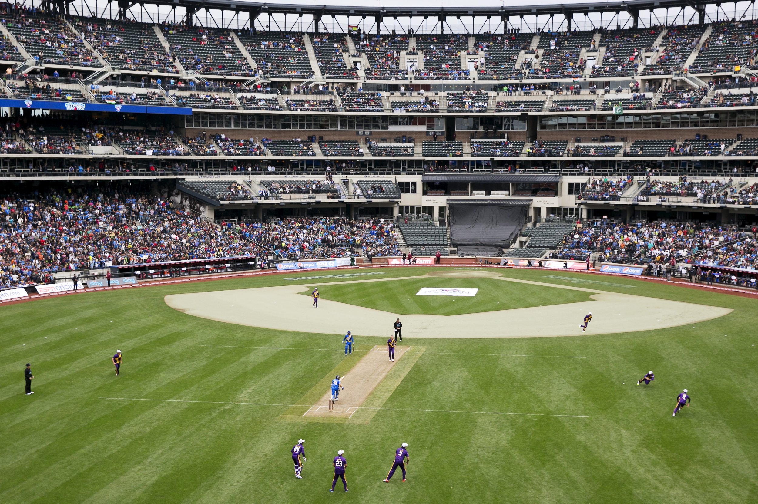 Ecksteins note the value of teamwork in baseball, and in business