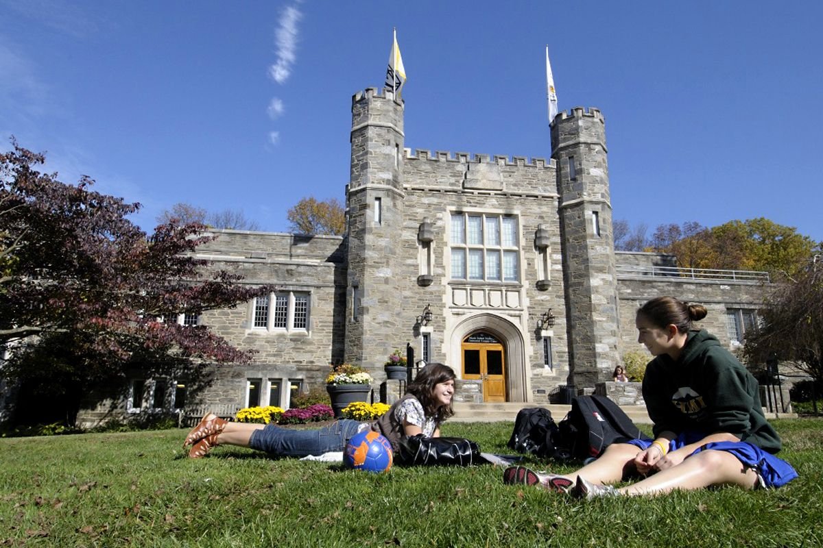 The 25 Most Desirable Suburban Schools Newsweek