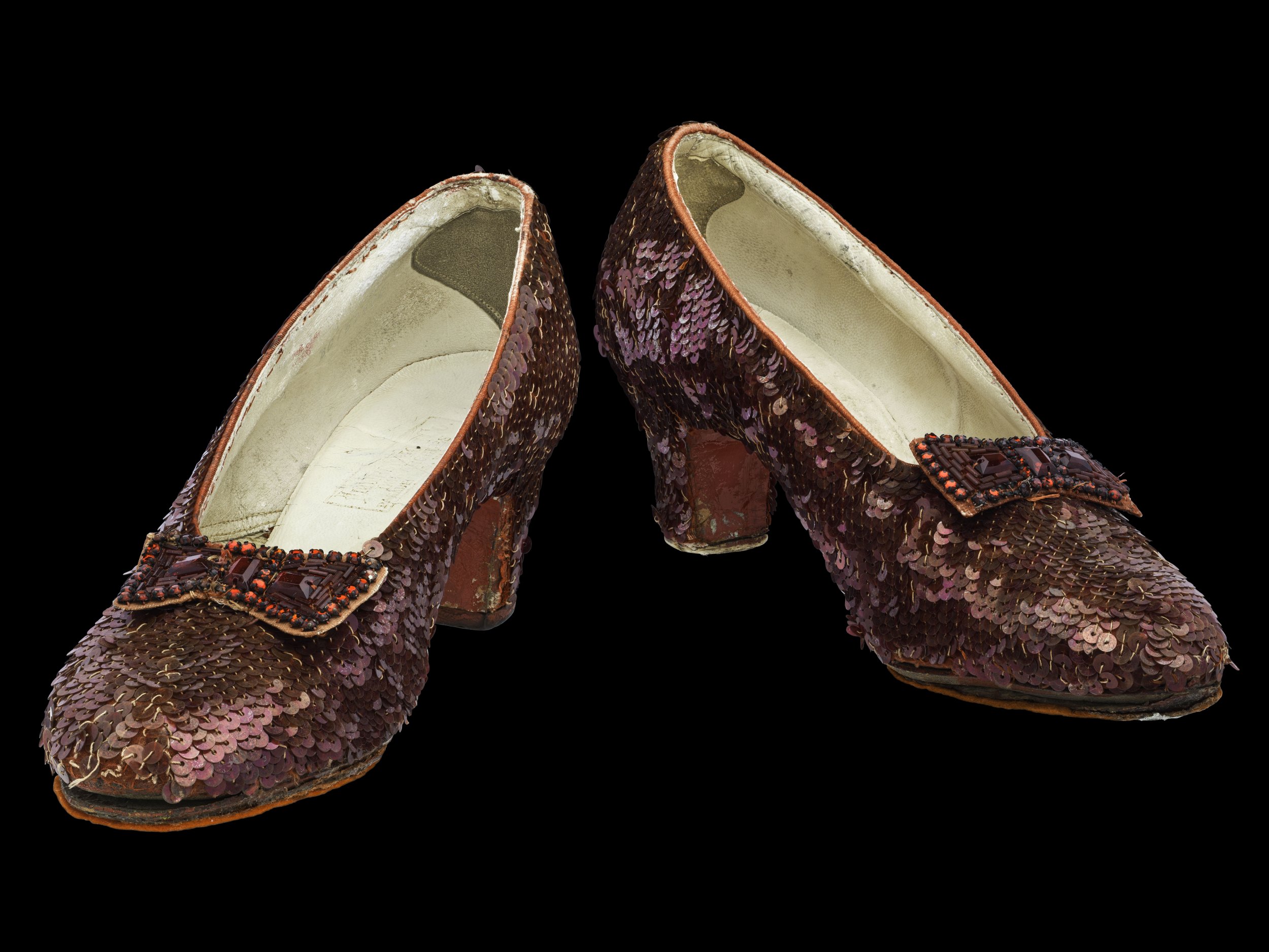 04_24_Smithsonian_ruby_slippers