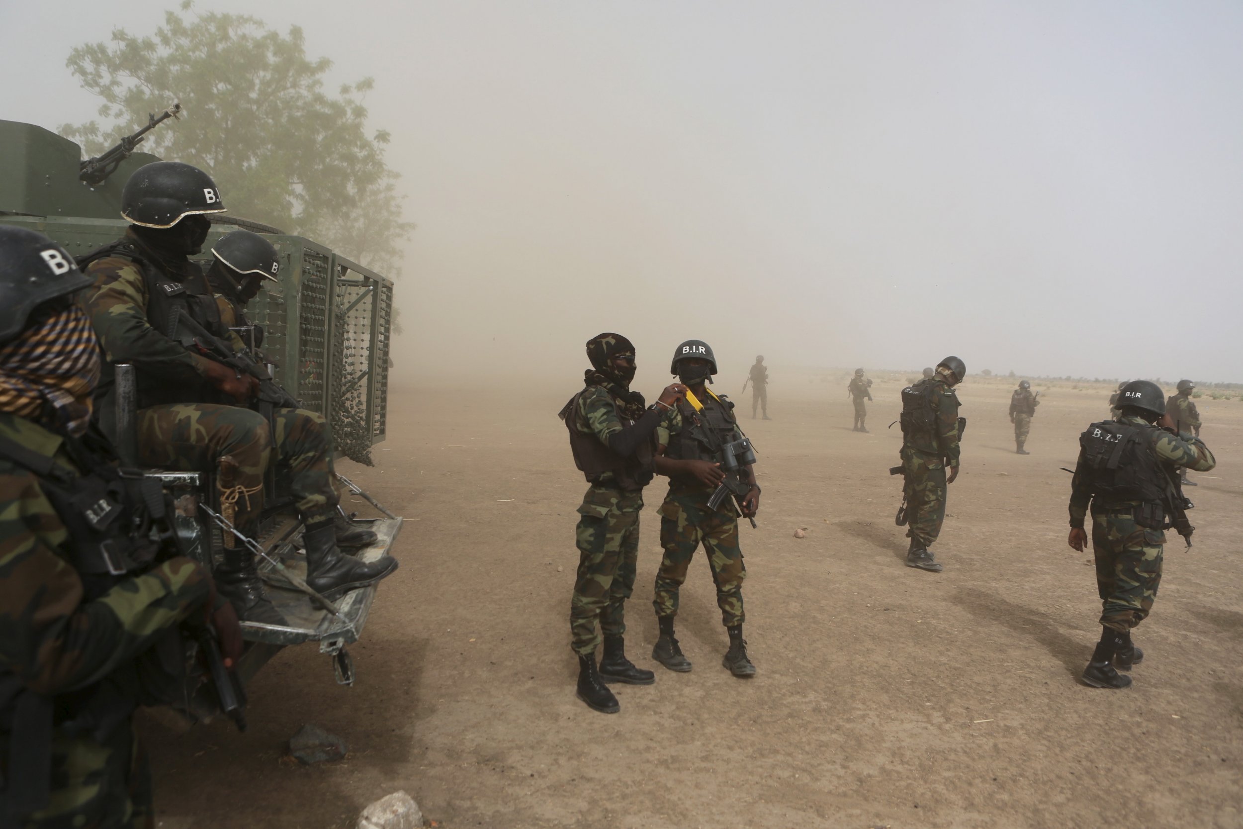 Cameroon soldiers