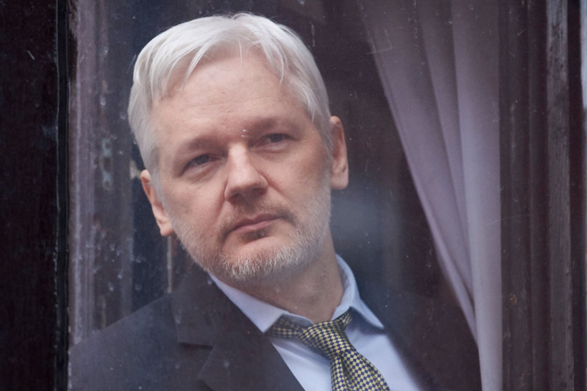 04_30_Assange_First_01