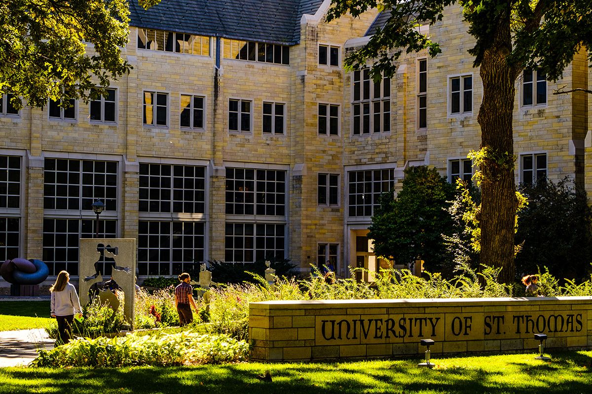 University of St. Thomas, St. Paul, MN University of St. Thomas, St. Paul, MN