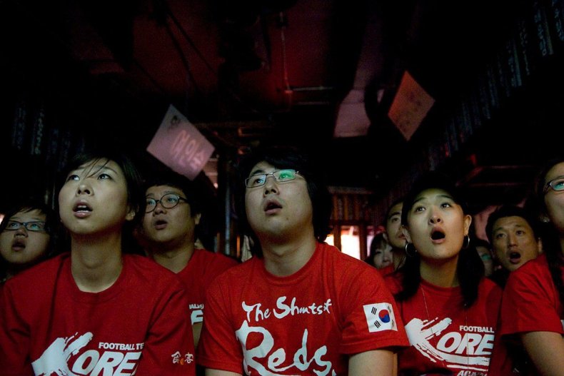 world-cup-korea-greece-sik-gaek-04