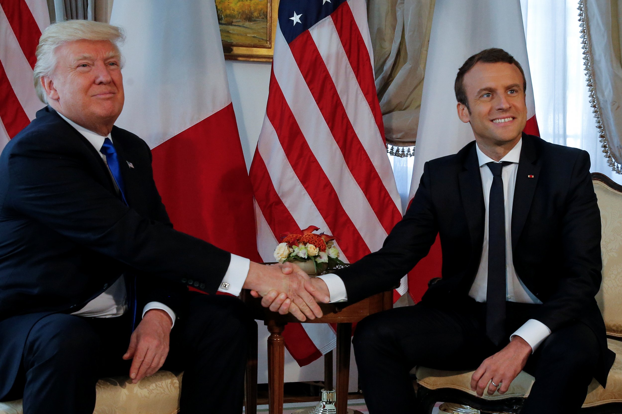 Trump-Macron Handshake: White-Knuckled, Finger-Crushing Male Peacocking ...