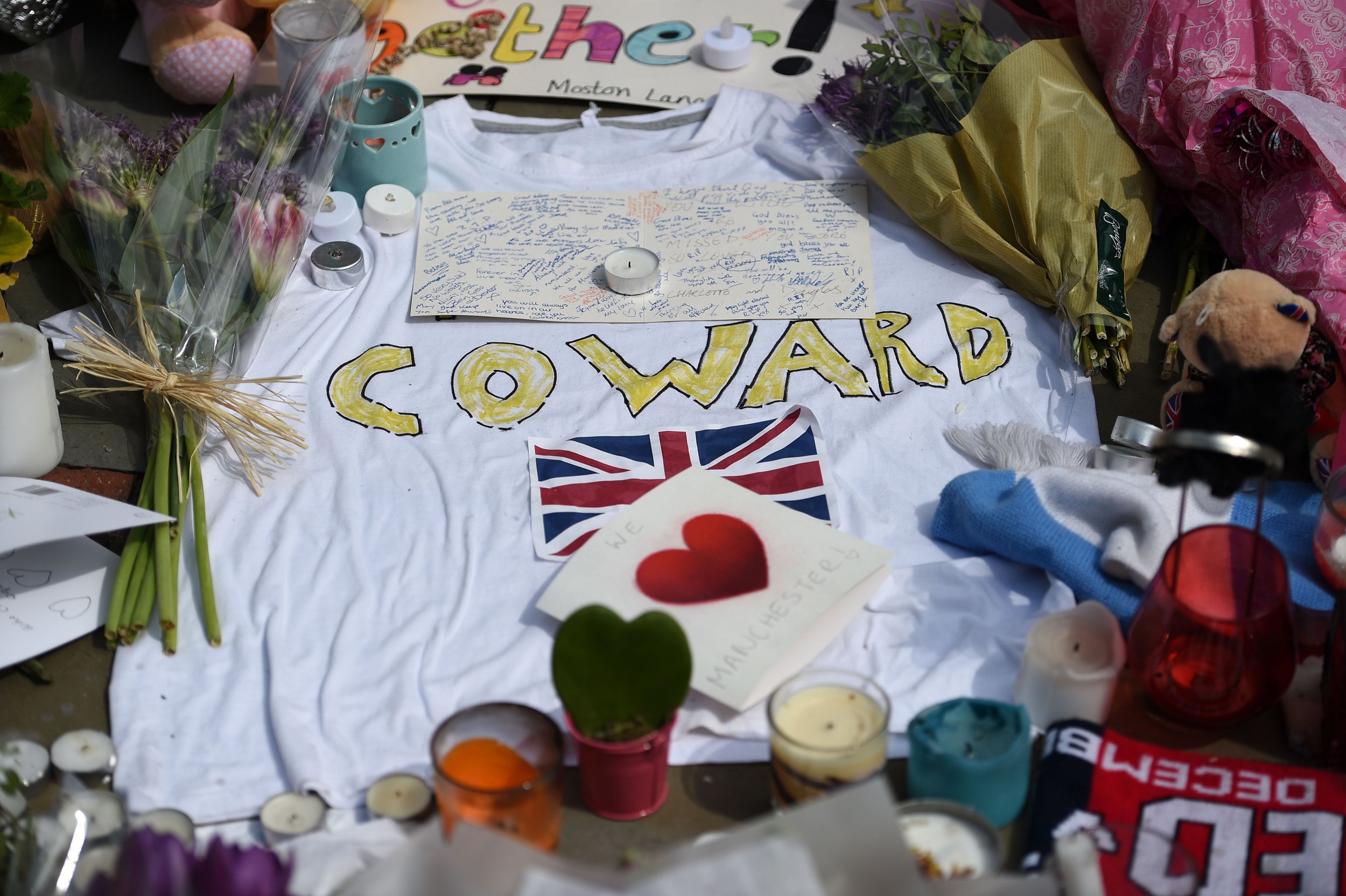 Manchester attack flowers and candles