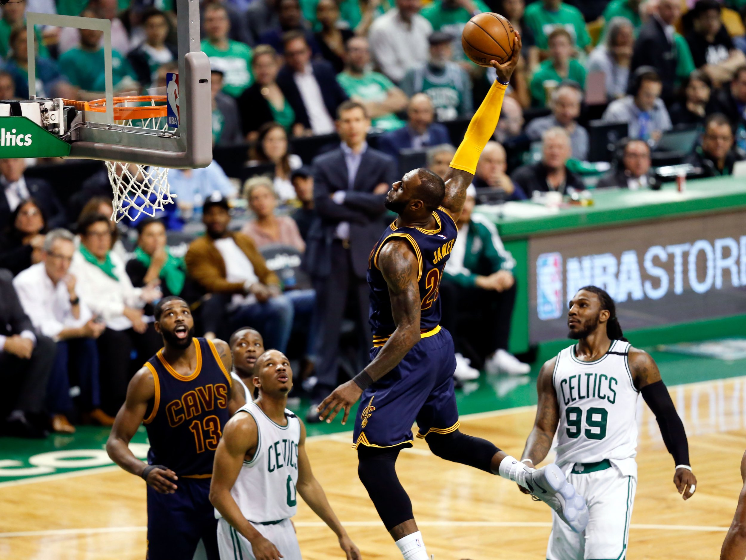 LeBron James Cleveland Cavs 2017-18 Playoff G7 vs Boston Celtics