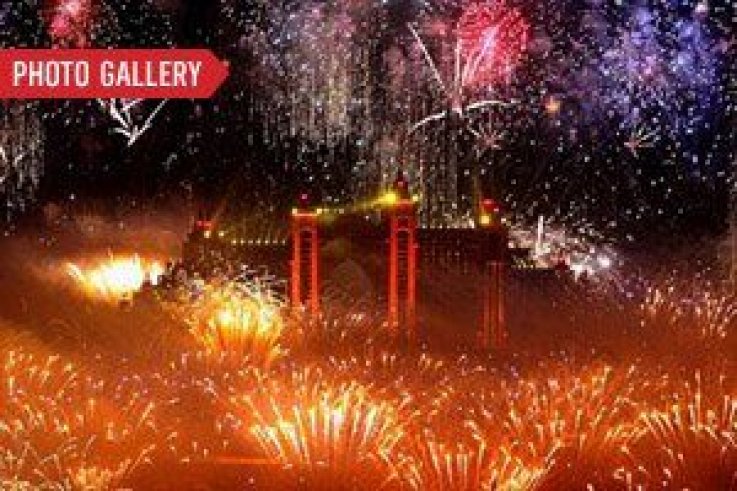 gal-tease-fireworks-how-they-work gal-tease-fireworks-how-they-work
