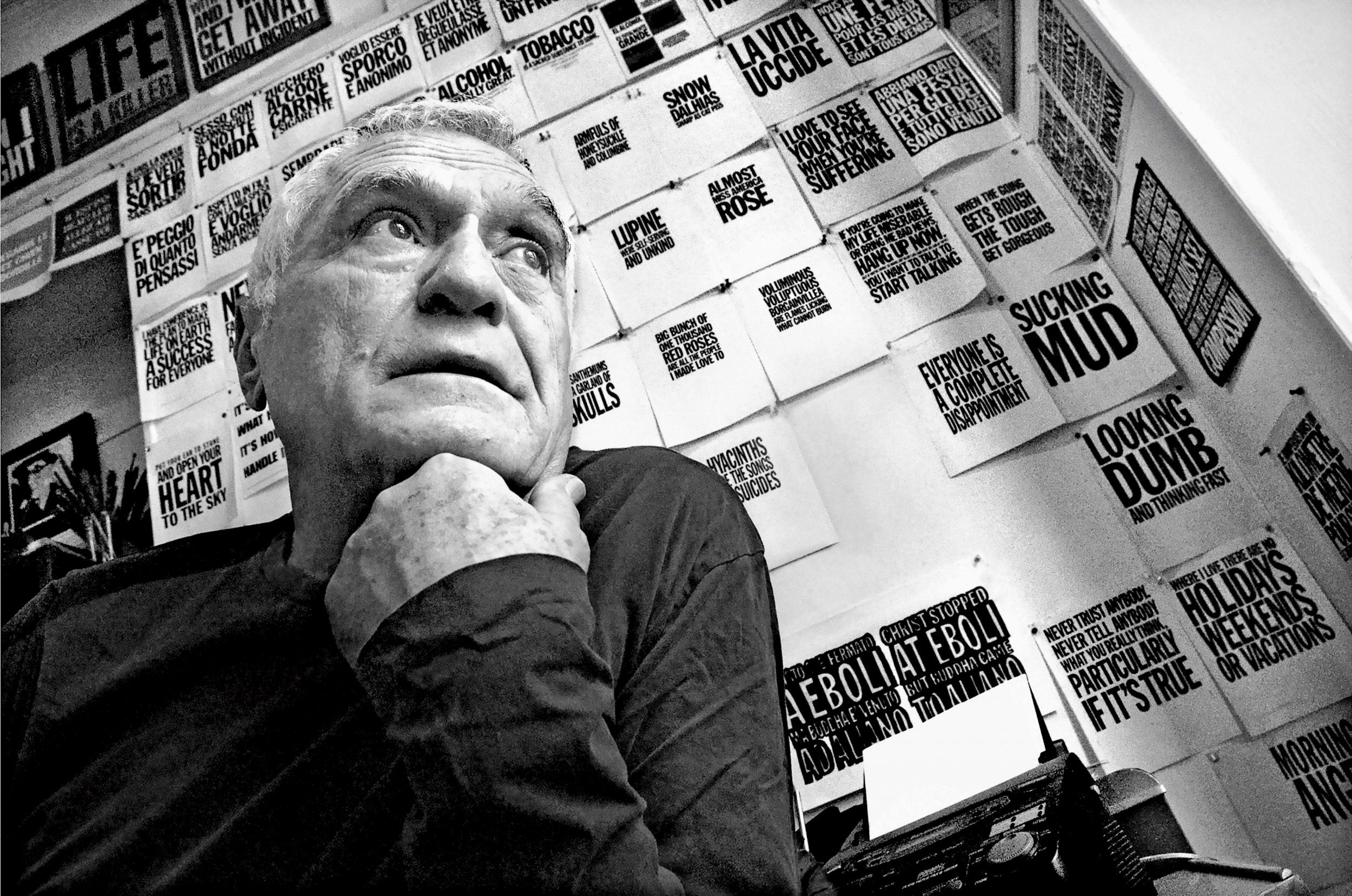 Американские поэты. Джон Джиорно. Андеграундный поэт. John giorno young. Андеграунд поэты с Сорокиным.