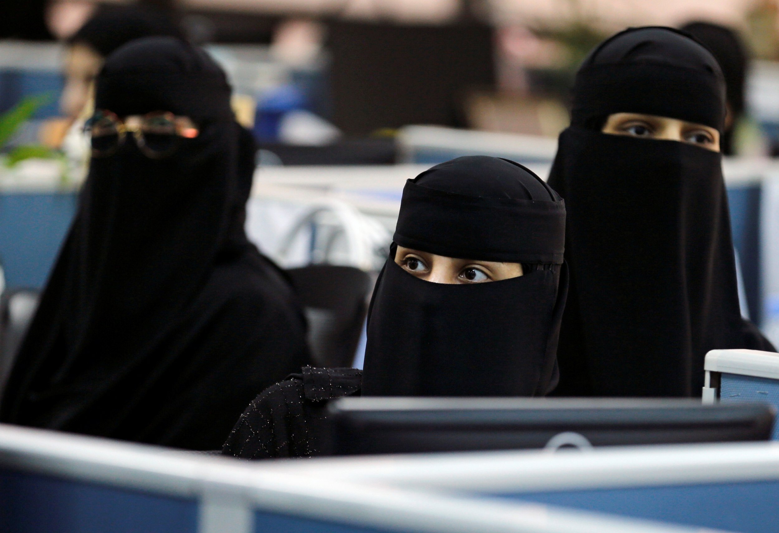 saudi-women-are-going-to-jail-for-driving-cars-fleeing-abusers