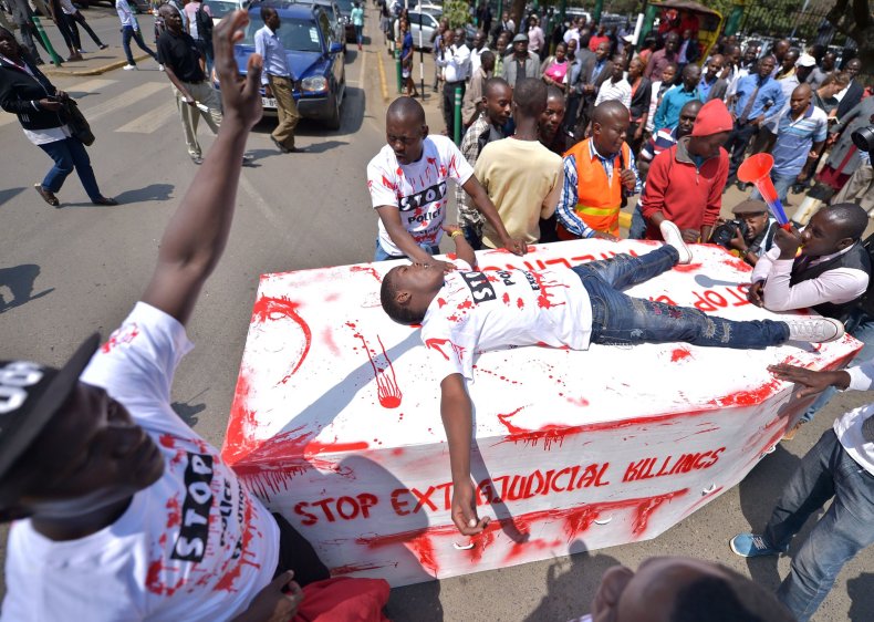Kenya police torture protest