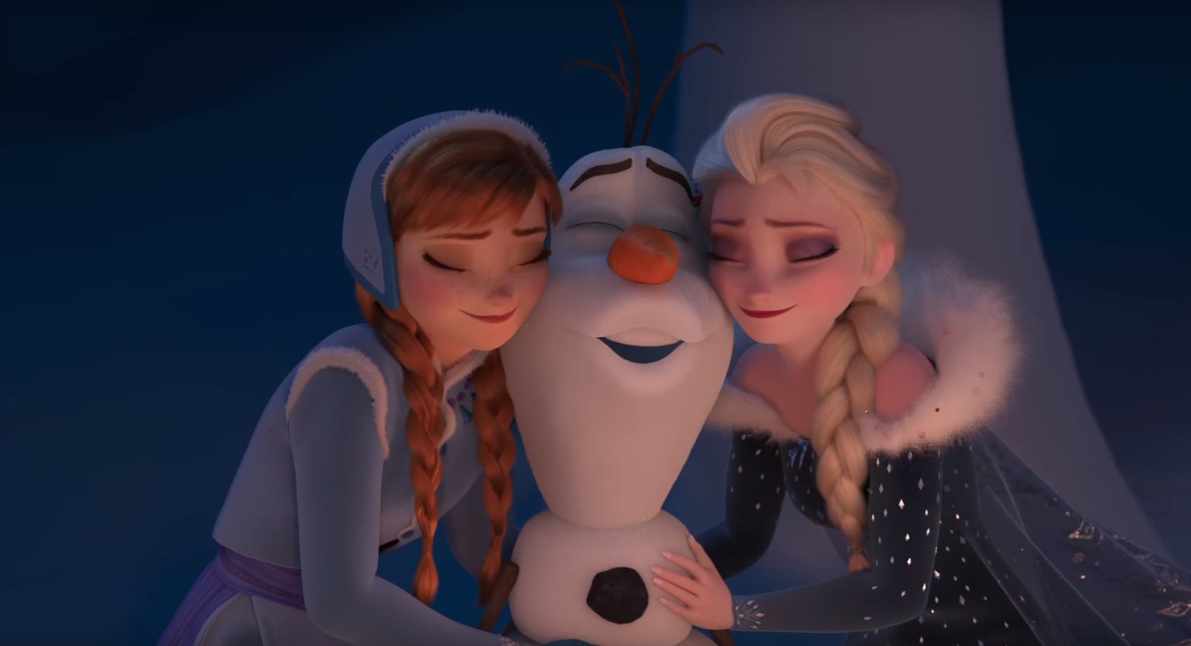 Watch the trailer for Olaf's Frozen Adventure