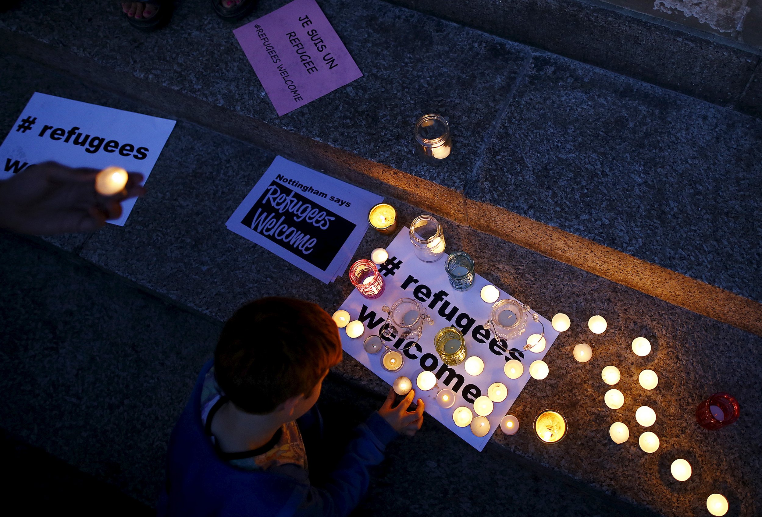 Child refugees, vigil, U.K.