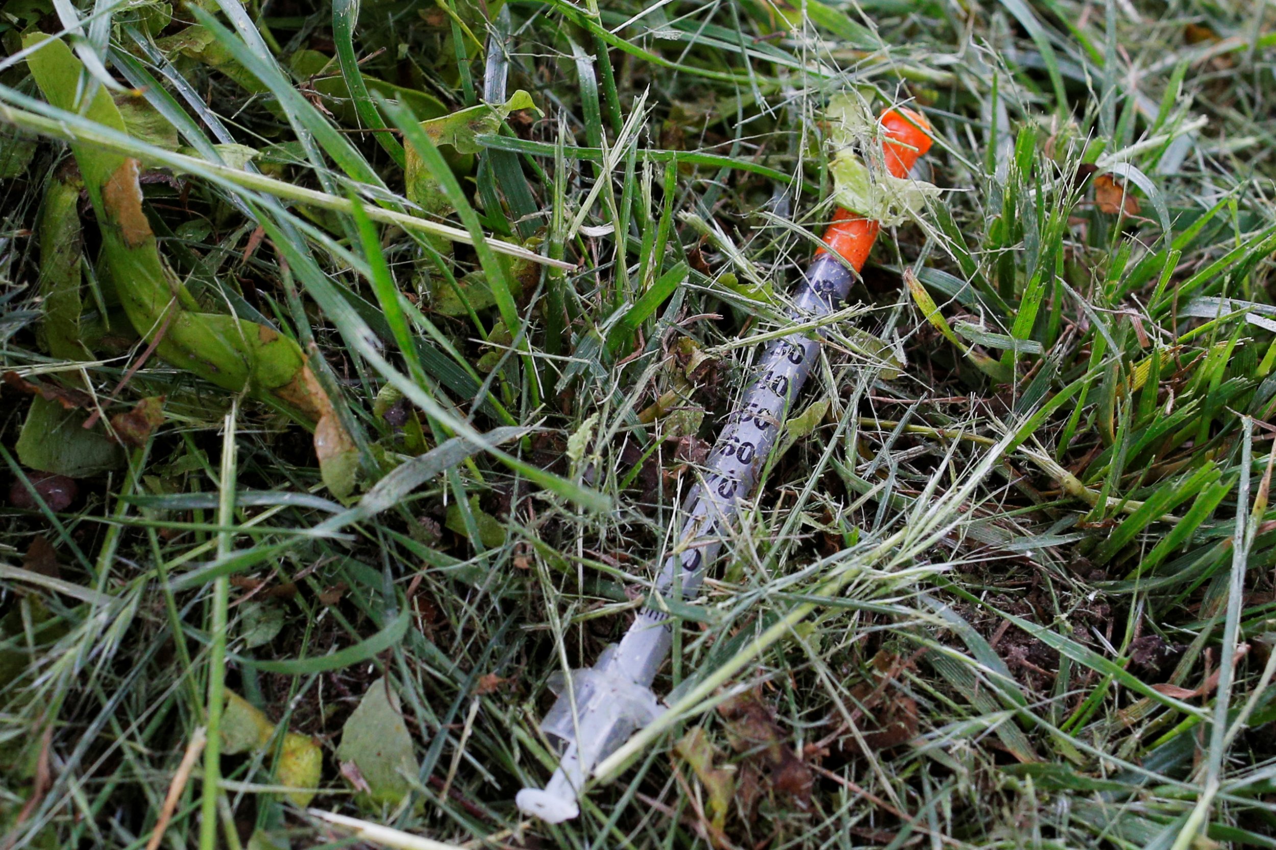 Heroin-drug-syringe