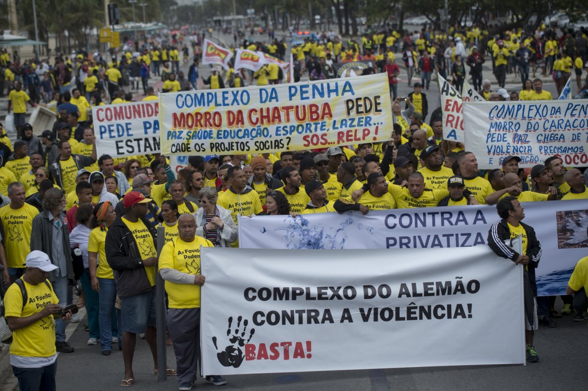 Favelas protests 3