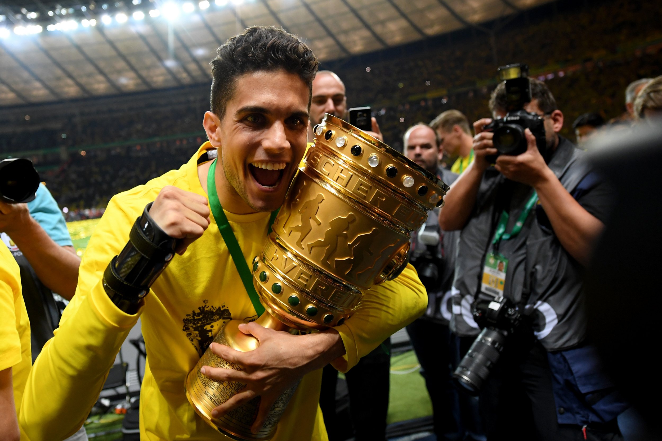 Manchester United: Why Marc Bartra Transfer Rumour Fits Jose Mourinho's