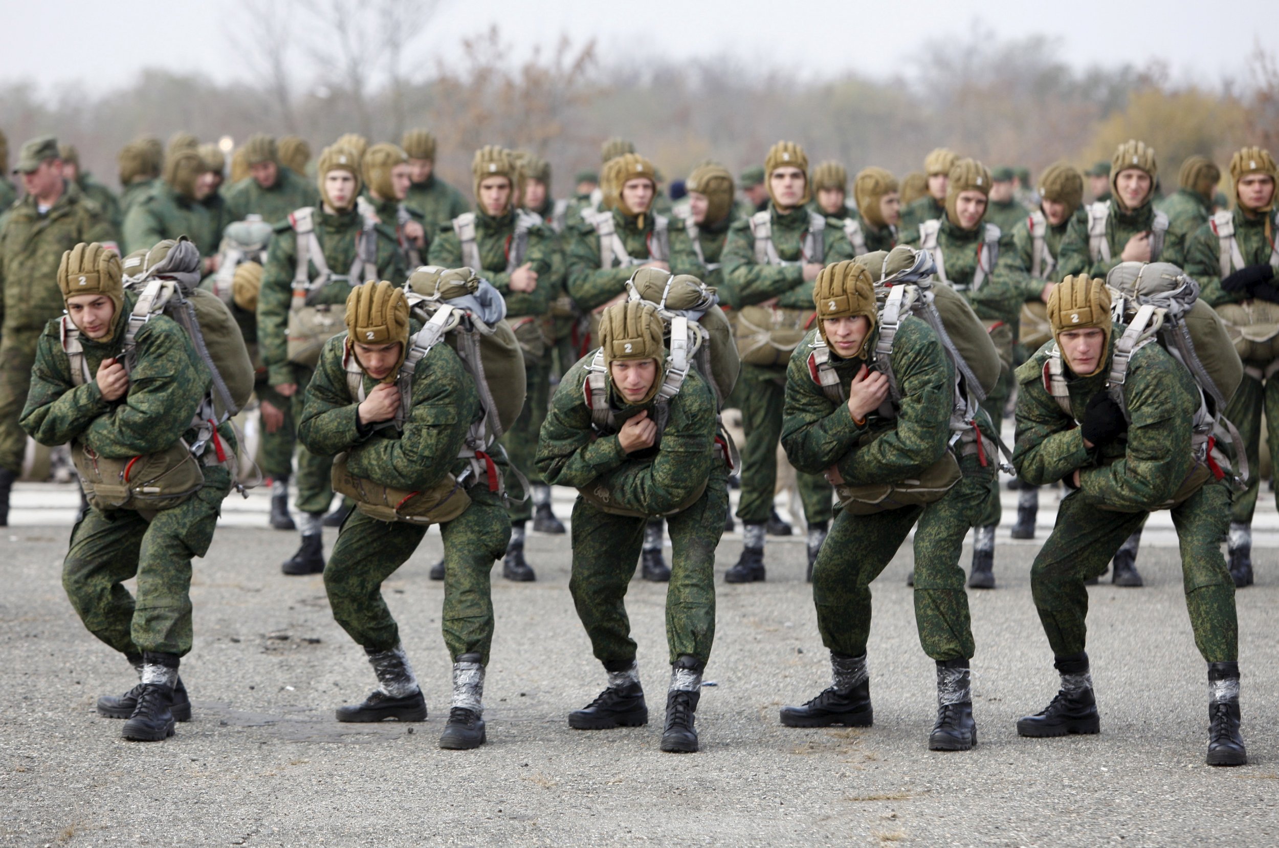 Russian army. Российская армия. Русский военнослужащий. Мотострелки на марше. Мотострелки срочники.