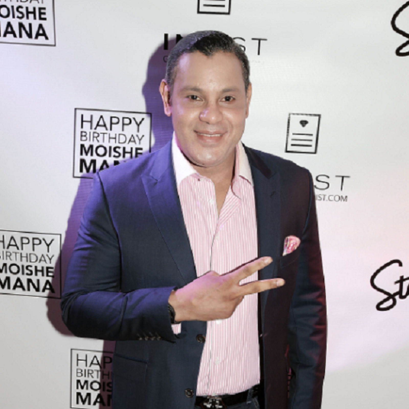 Latest Photos of Sammy Sosa Suggest His Skin Is Lighter Than Ever