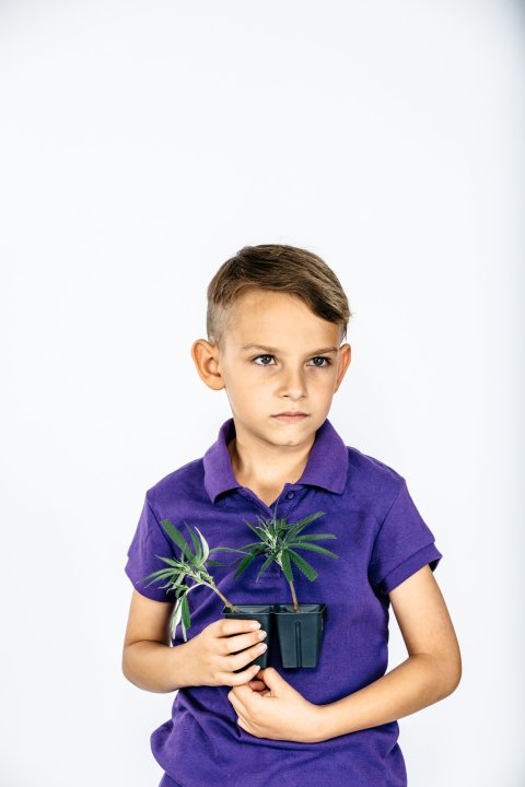 07_28_PediatricCannabis_04
