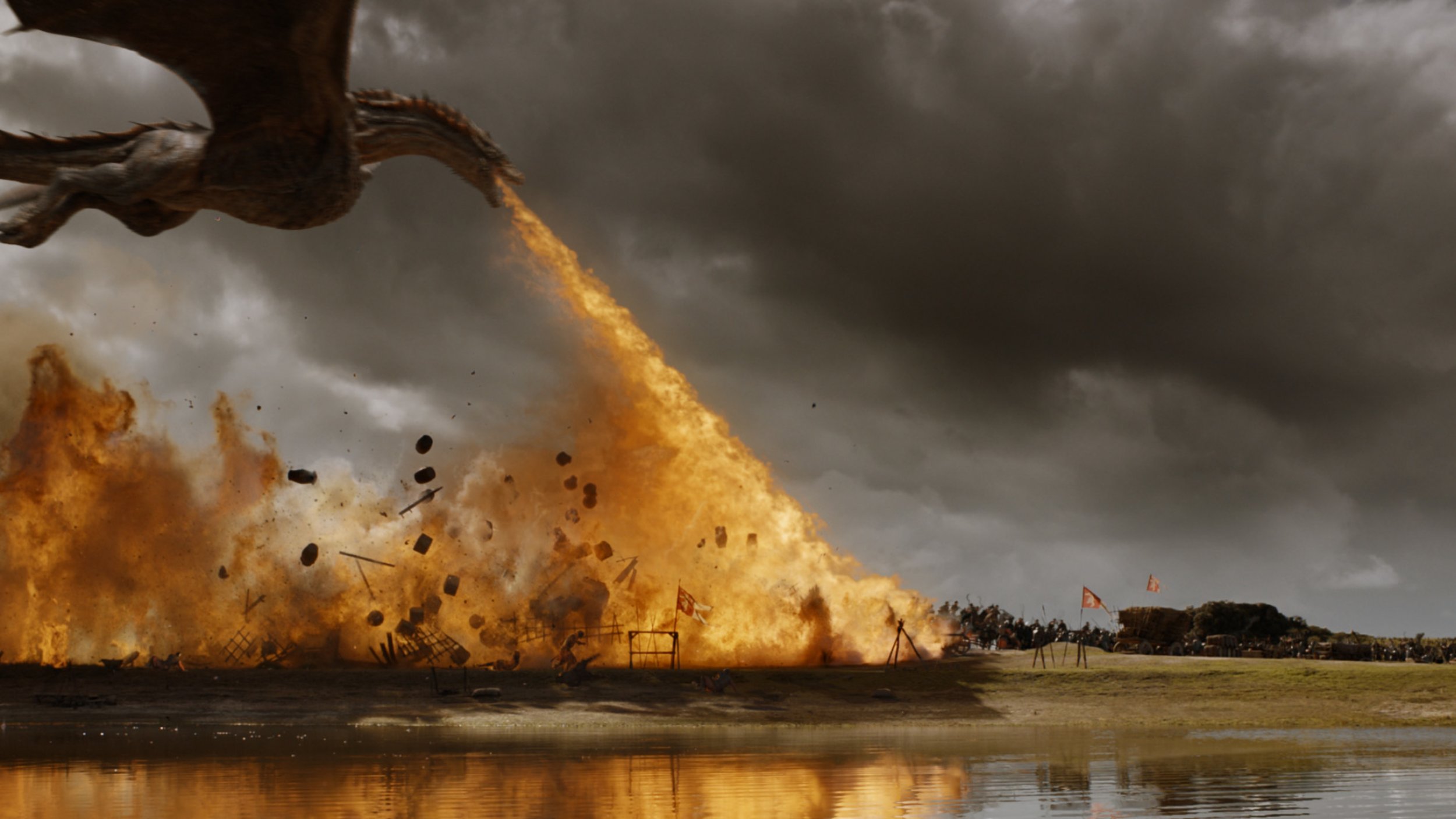 Game of Thrones' Actually Set a Lot of People on Fire for the Incredible  Loot Train Attack in 'The Spoils of War'
