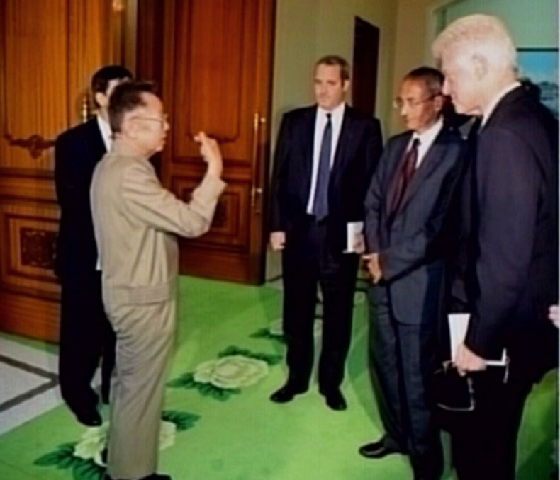 08_10_clintonkim_05