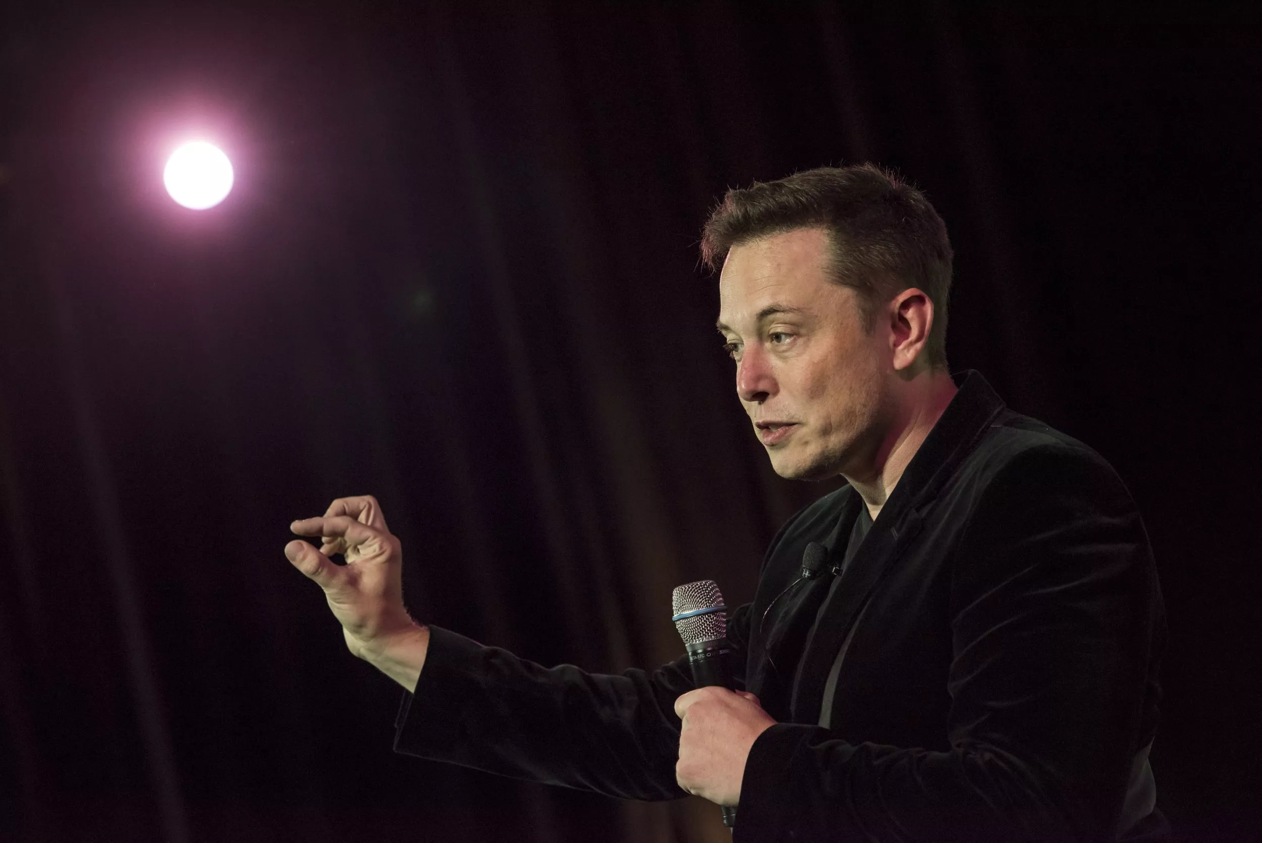 In the Future, Humans Will Use Brain to Brain Communication and Download Their Memories If Elon Musk Has His Way - Vimarsana News