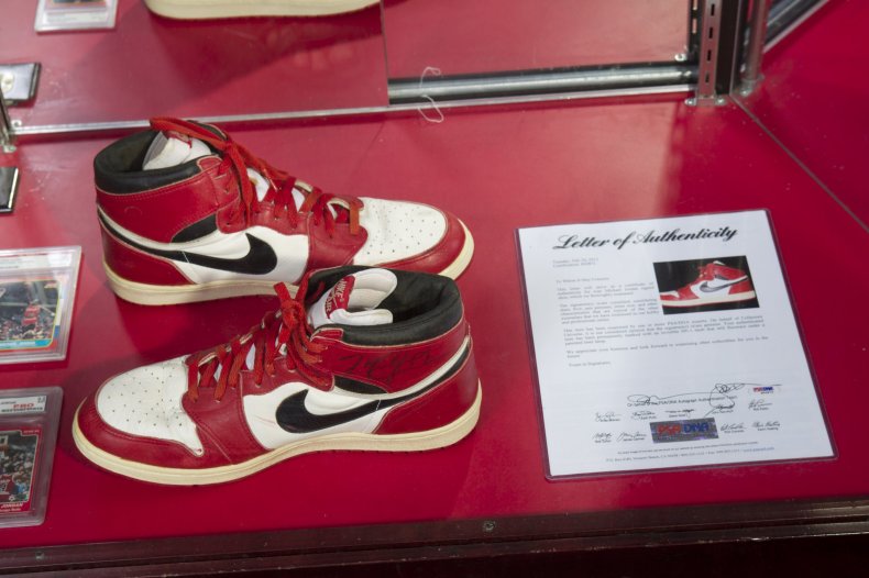 08_16_jordans_01