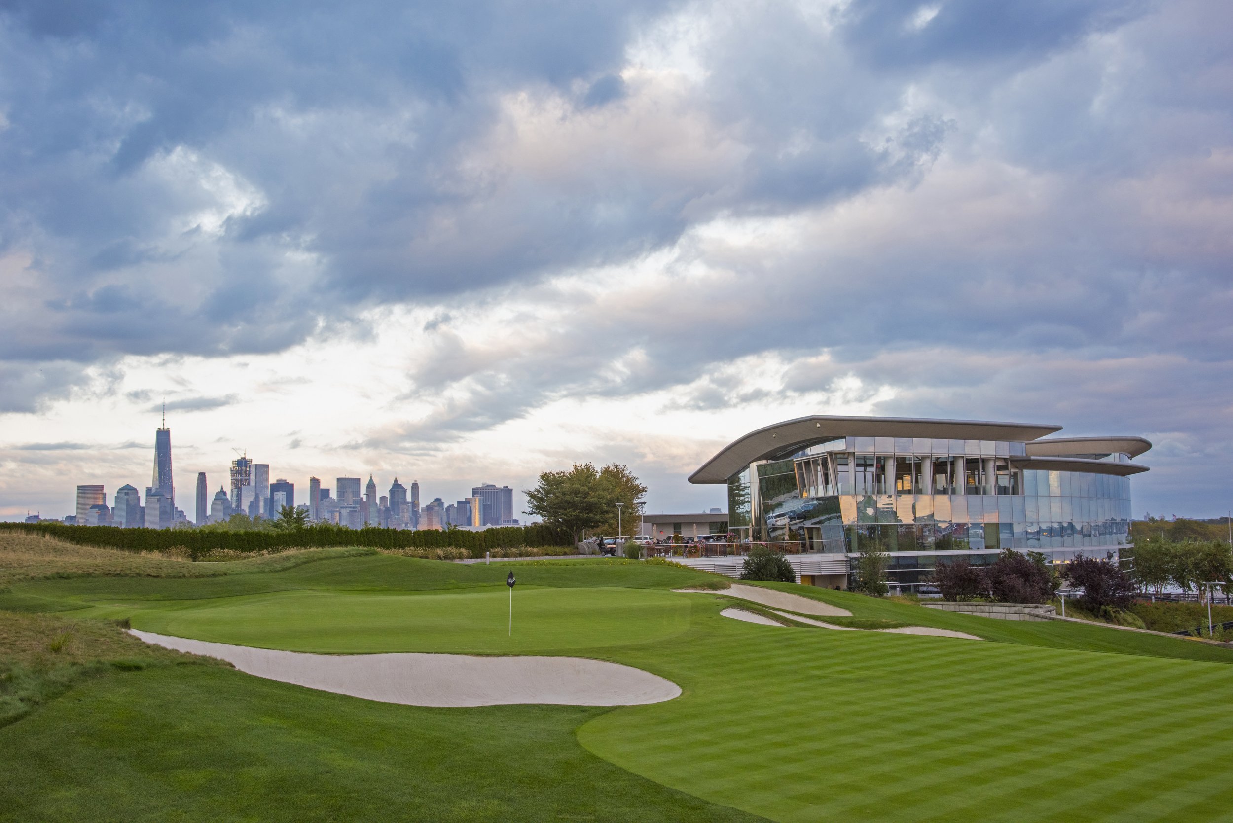 Living the Dream An Average Golfer Plays the Presidents Cup Course at