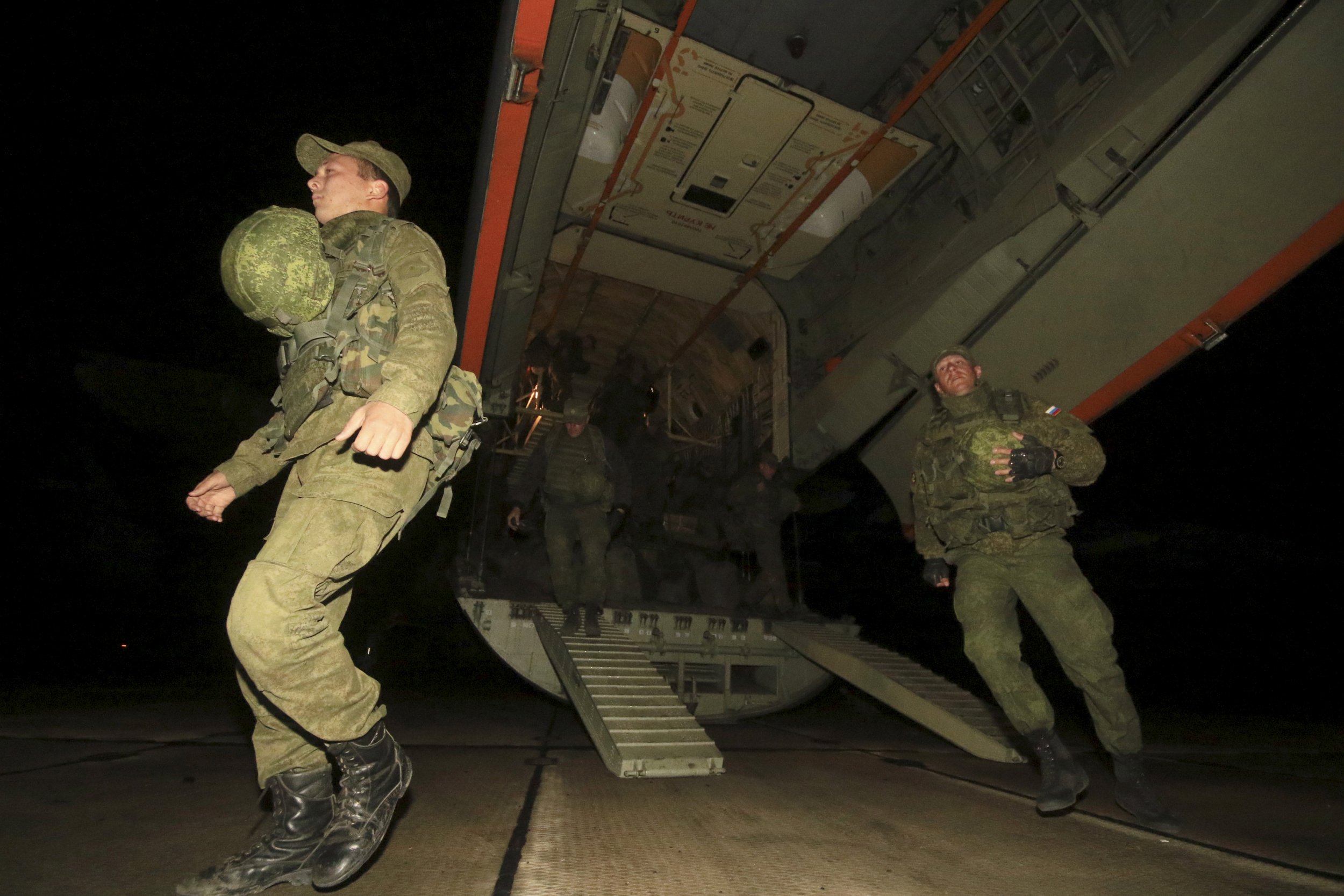 Russian troops from Hmeymim