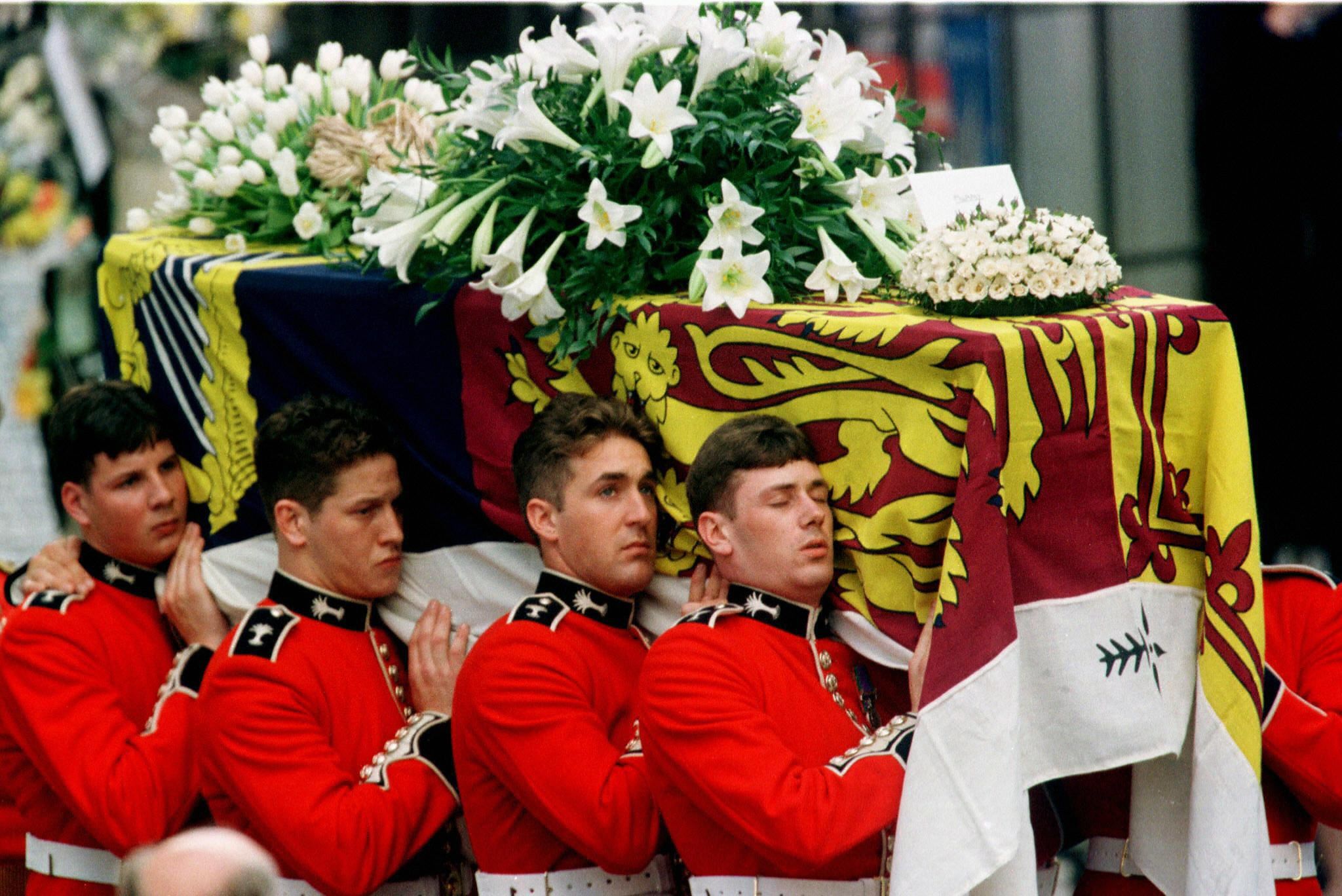 Casket Princess Diana Burial Dress : princess diana funeral dress ...