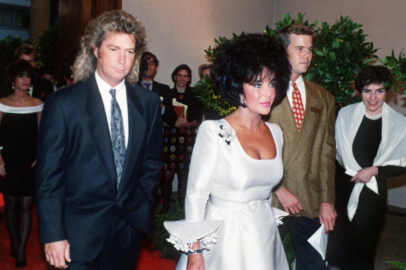 Elizabeth Taylor Elizabeth Taylor