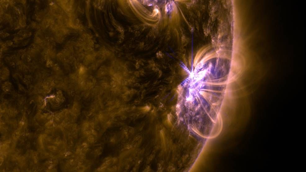13_09_Solar_Flare_NASA