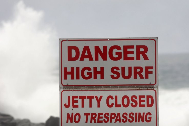 09_18_rip_current_surf 09_18_rip_current_surf