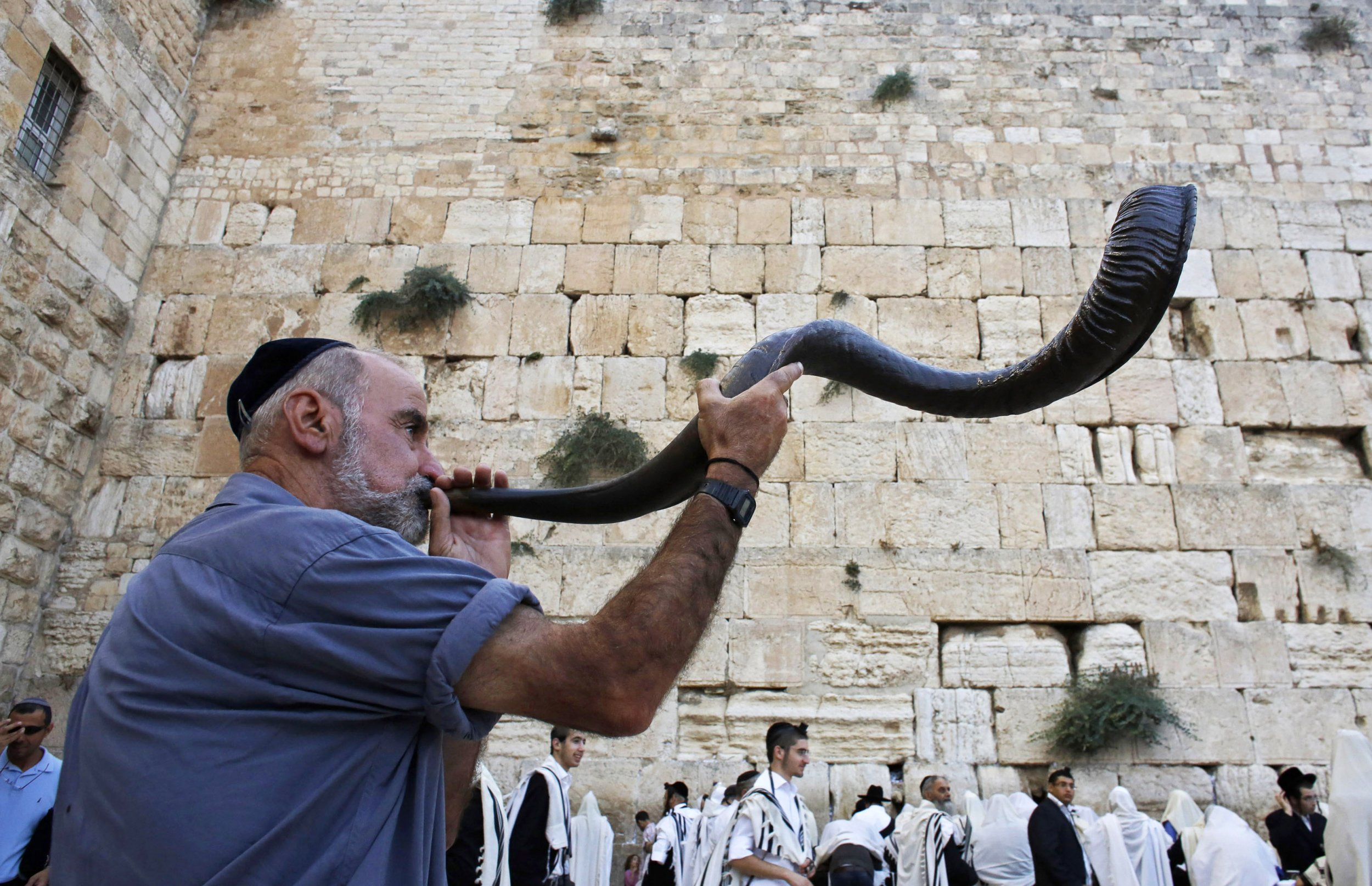 When Does Rosh Hashanah 2017 Start and End? Dates and Facts About the