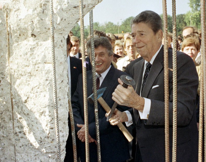 09_20_17_Reagan_Berlin