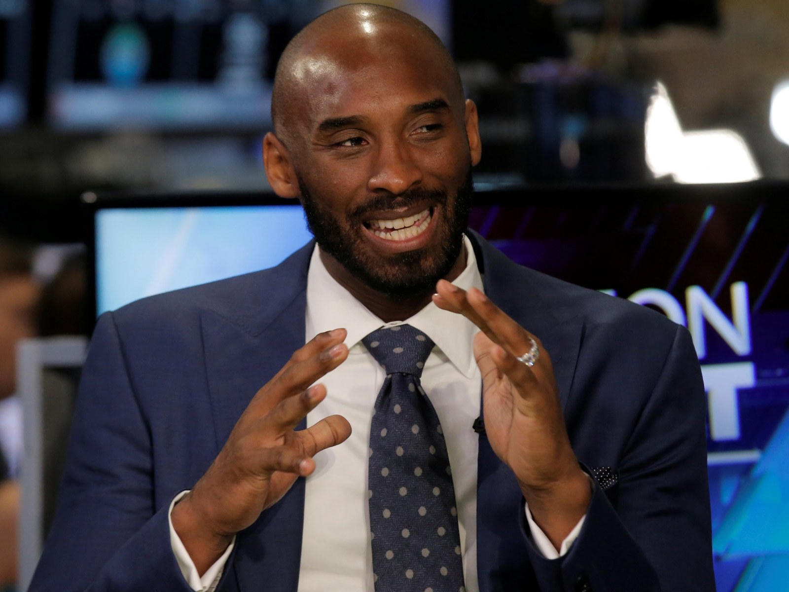 Kobe Bryant Says Trump Can T Make America Great Again After