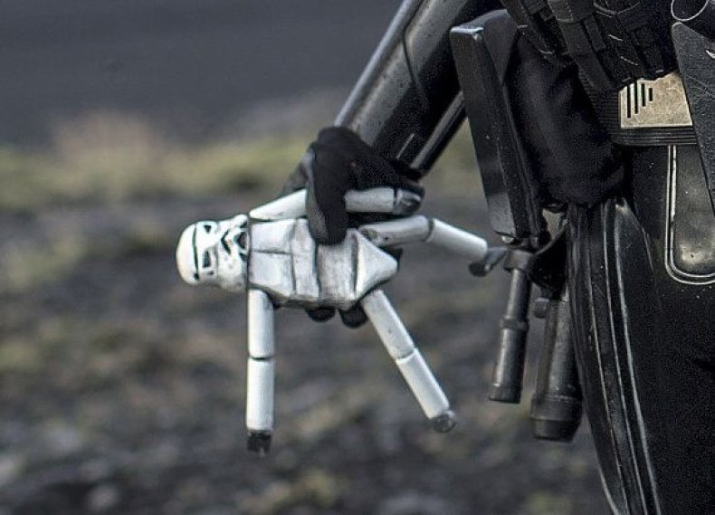 stormtrooper_doll_rogue_one_star_wars