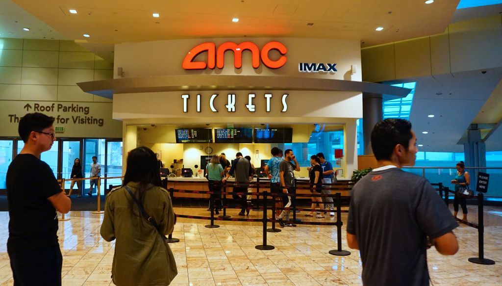 Will Virtual Reality Save Movie Theaters? AMC Makes Big Investment in