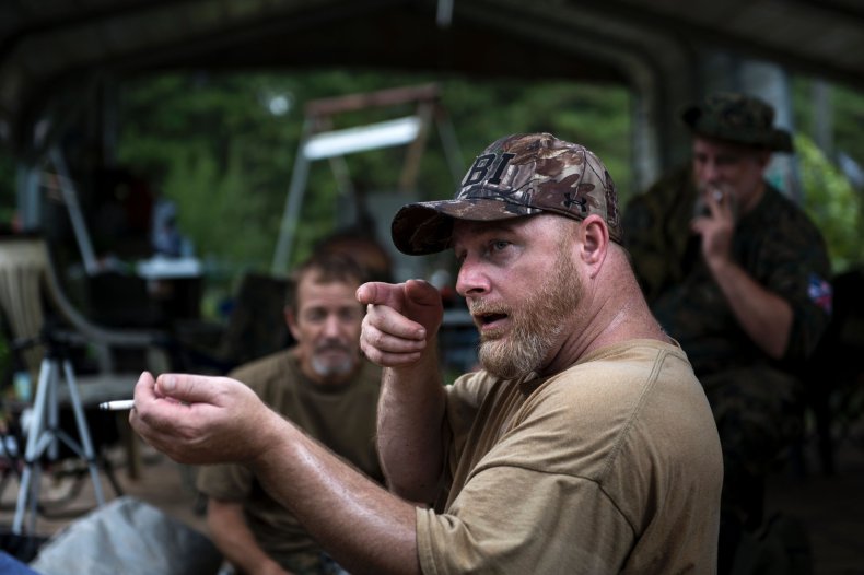 10_03_Gun_Enthusiasts