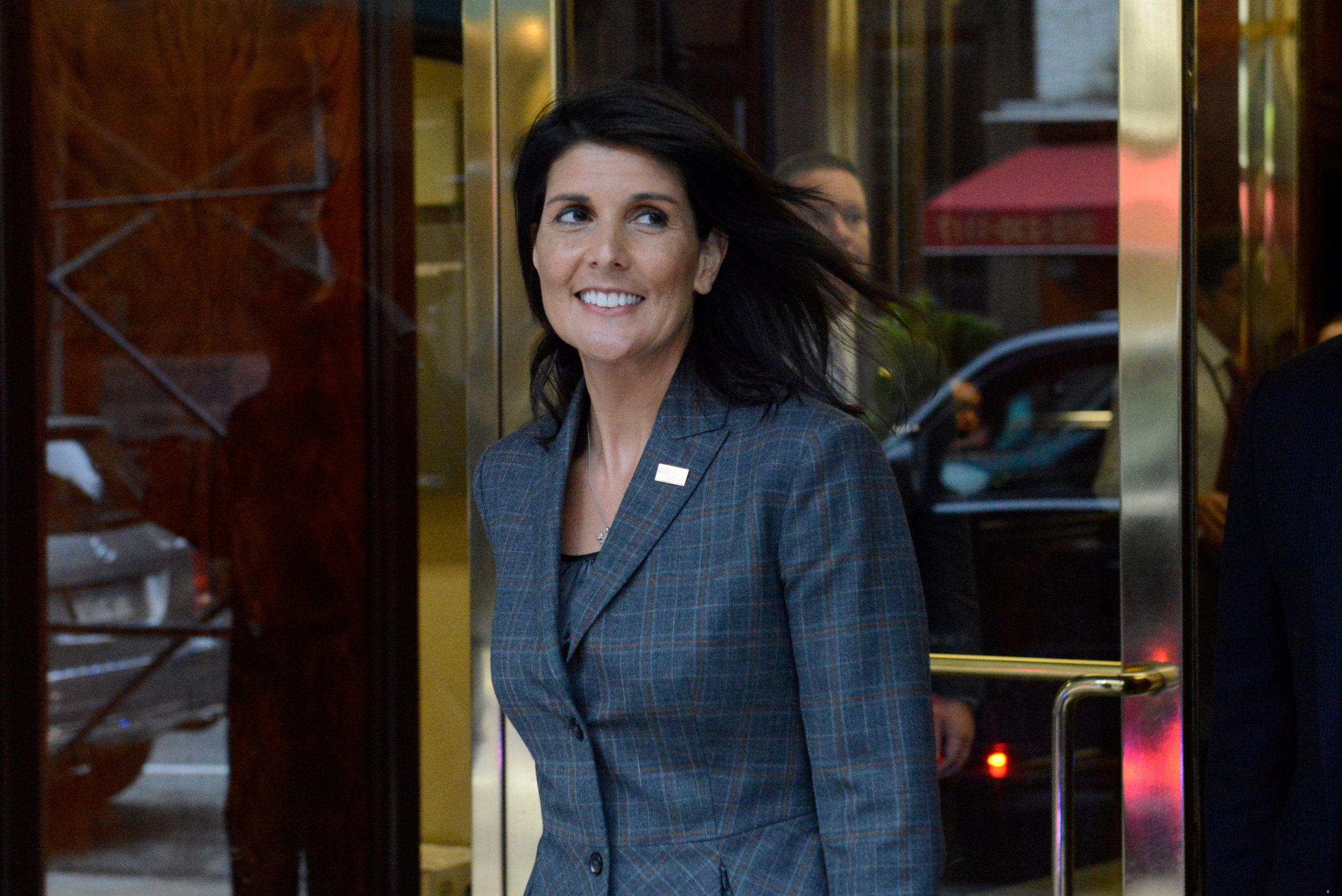 10_04_NikkiHaley_CREW