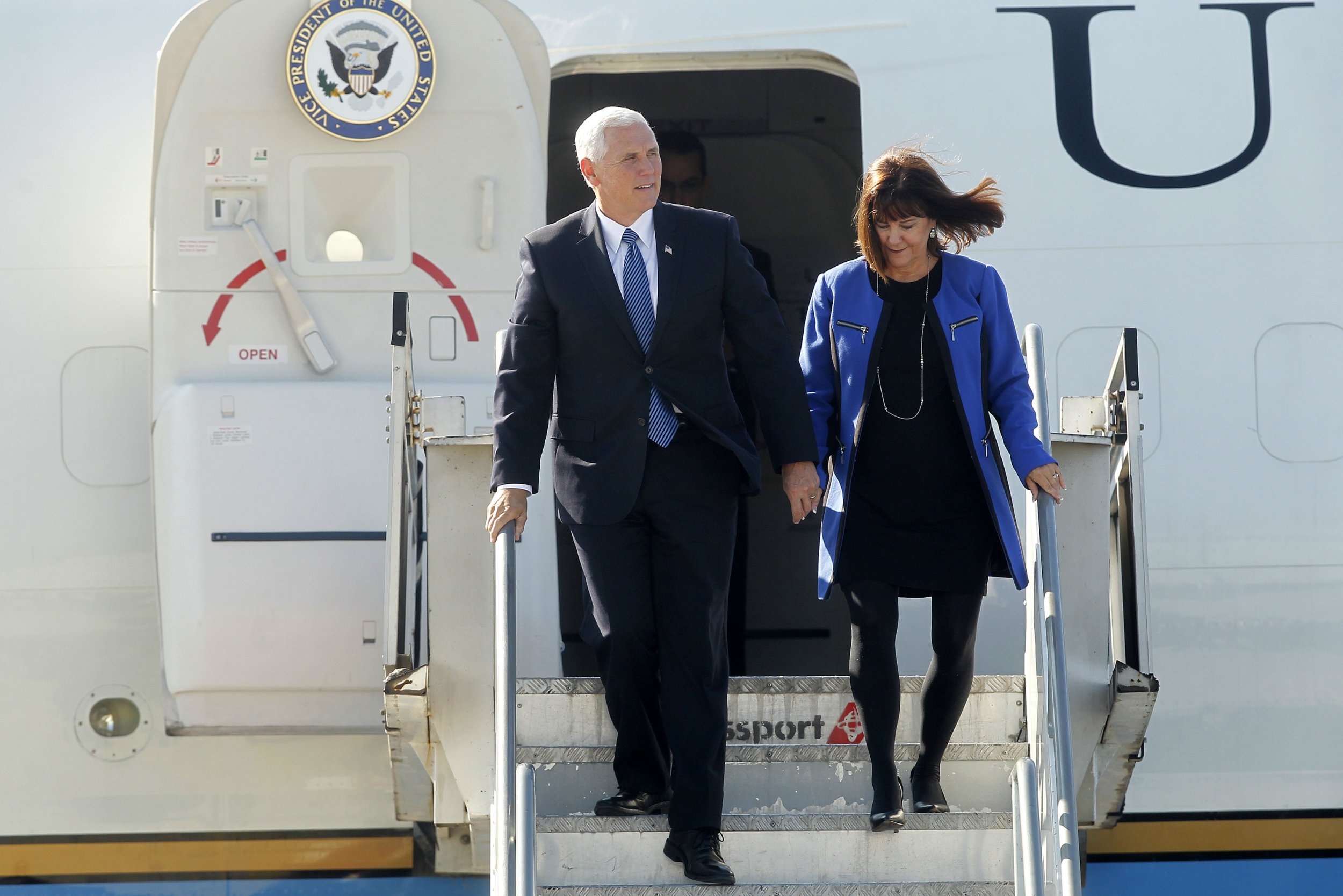 mike pence karen pence travel