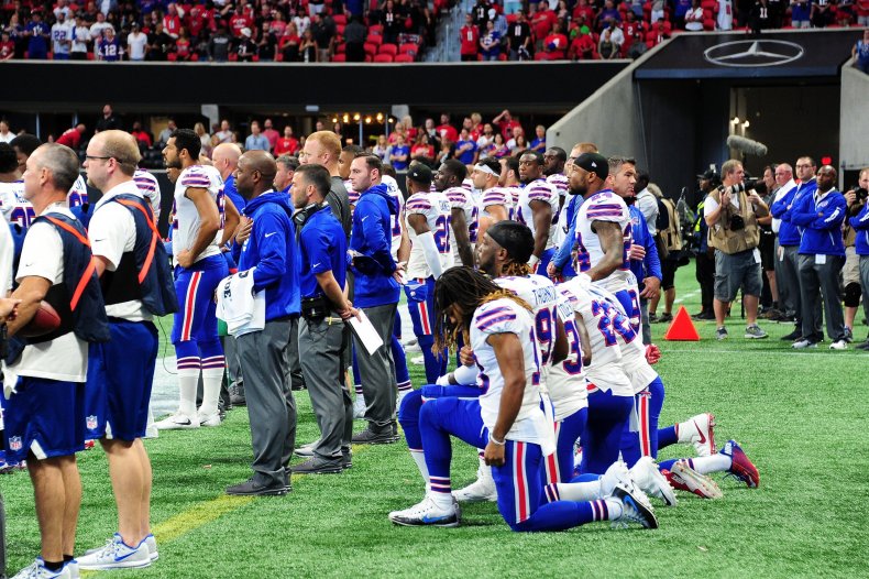 10_12_NFL_Trump