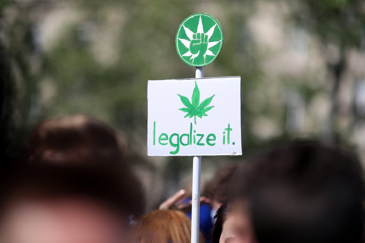 Legalize it sign