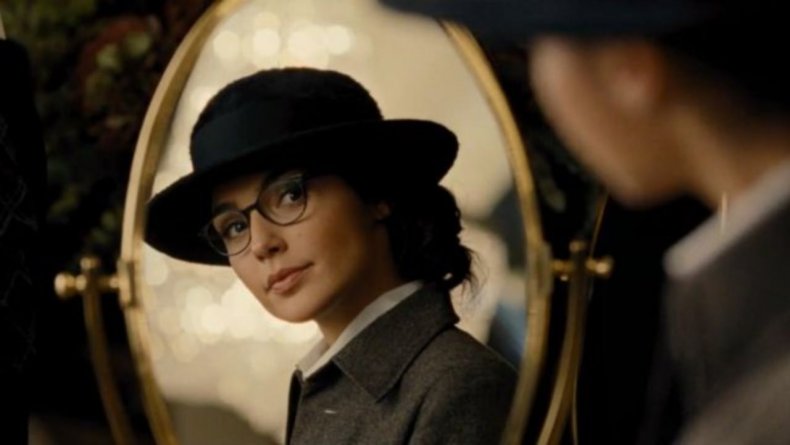 Wonder Woman Halloween Costumes: How to Create the Perfect Gal Gadot