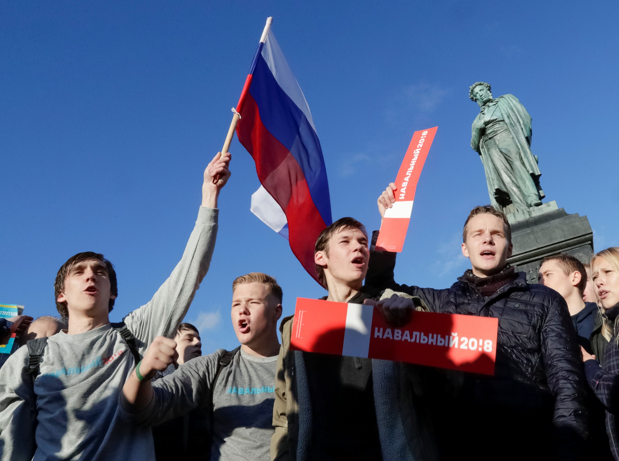 10_18_Russian_protesters