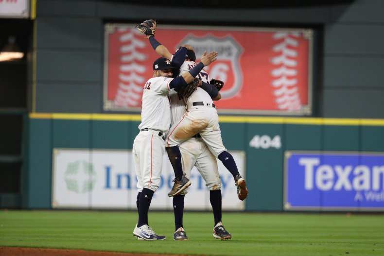10_24_astros_02