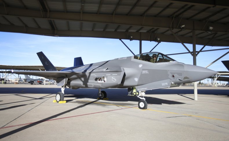 10_31_fighter_Japan