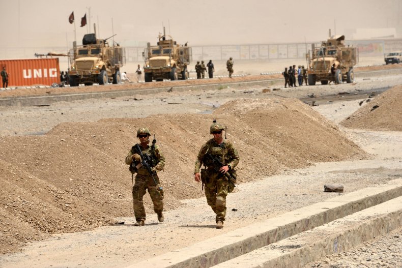 11_07_Afghanistan_US_troops