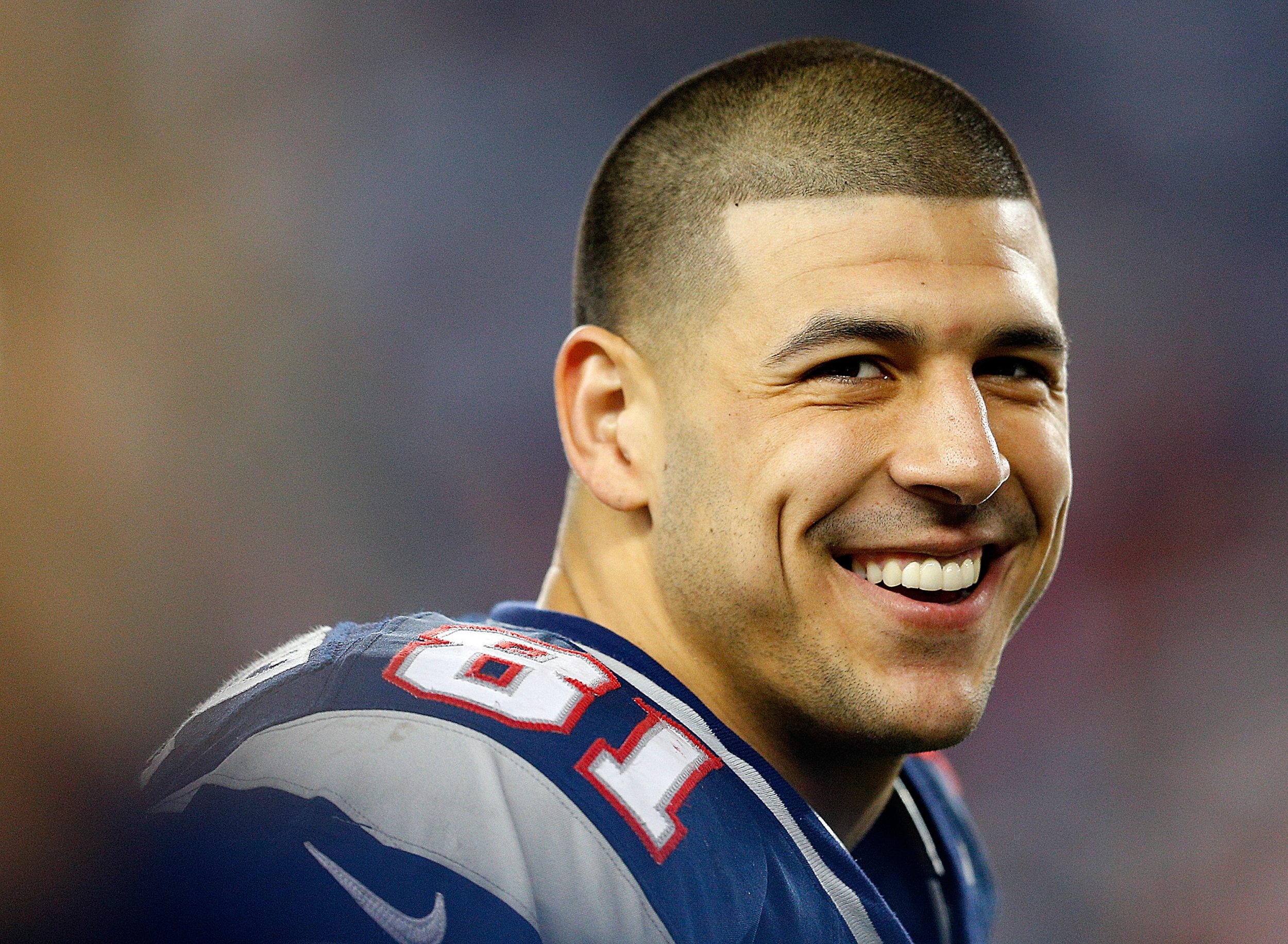 aaron-hernandez-s-brain-showed-signs-of-brain-injury-never-seen-before