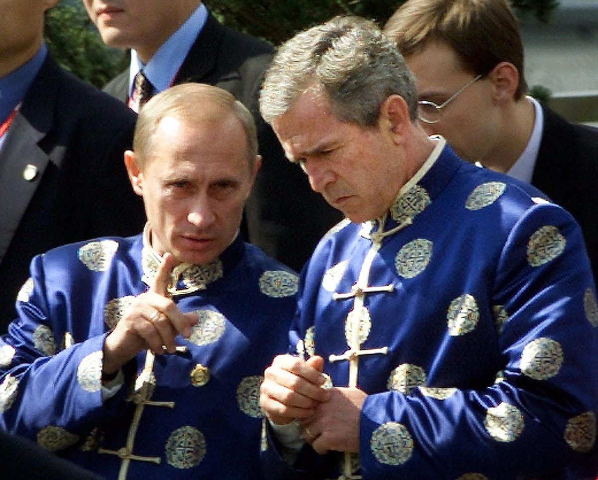 11_10_Putin_Bush