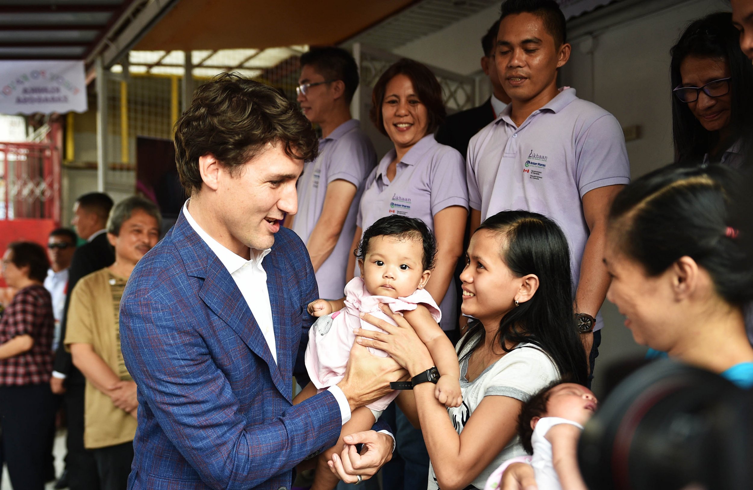 11_13_Trudeau_popular